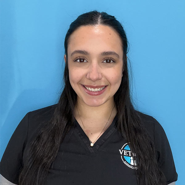 Sierra-Taylor-600px-sq-1 Sierra Taylor